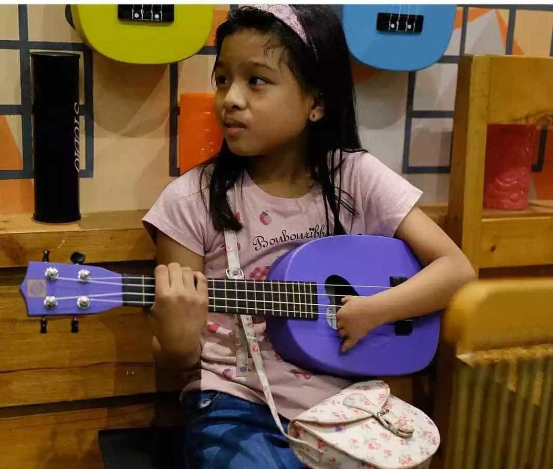 Nakaka-inspire ang kuwento nila! Nikki Valdez recounts concern and worry for her daughter's condition, raises awareness about limb difference Nakaka-inspire ang kuwento nila! Nikki Valdez recounts concern and worry for her daughter's condition, raises awareness about limb difference
