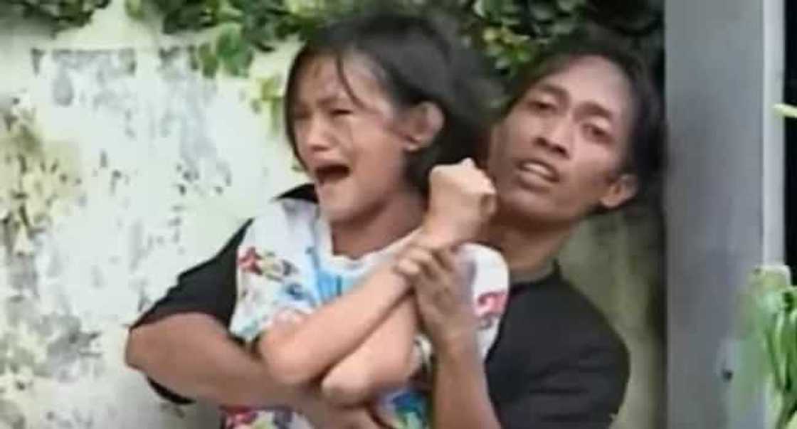 The girl was too scared, so she started crying The girl was too scared, so she started crying