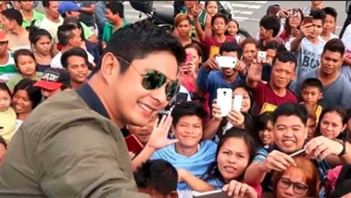 Coco Martin has huge 'utang na loob' towards Sen. Bong Revilla and family Coco Martin has huge 'utang na loob' towards Sen. Bong Revilla and family