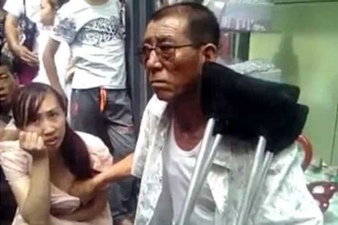Chinese mystic can tell the future by touching women's breasts Chinese mystic can tell the future by touching women's breasts