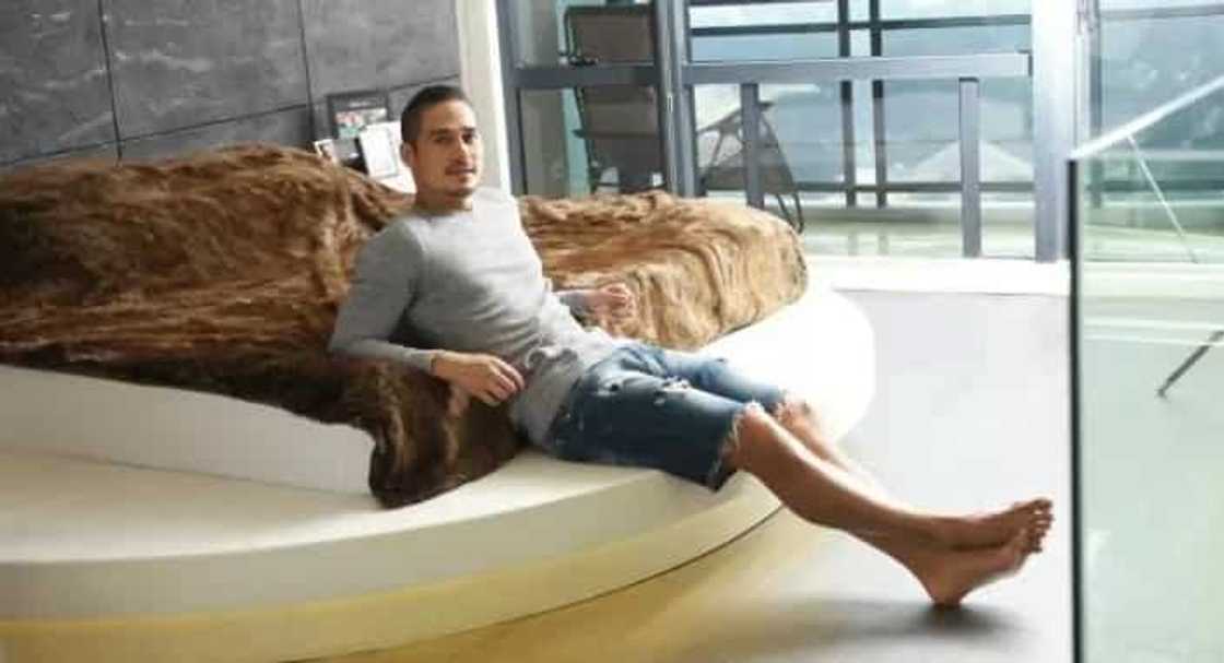 Ang bongga ng mga bahay! Piolo Pascual gives a tour on his two luxurious houses in the U.S Ang bongga ng mga bahay! Piolo Pascual gives a tour on his two luxurious houses in the U.S
