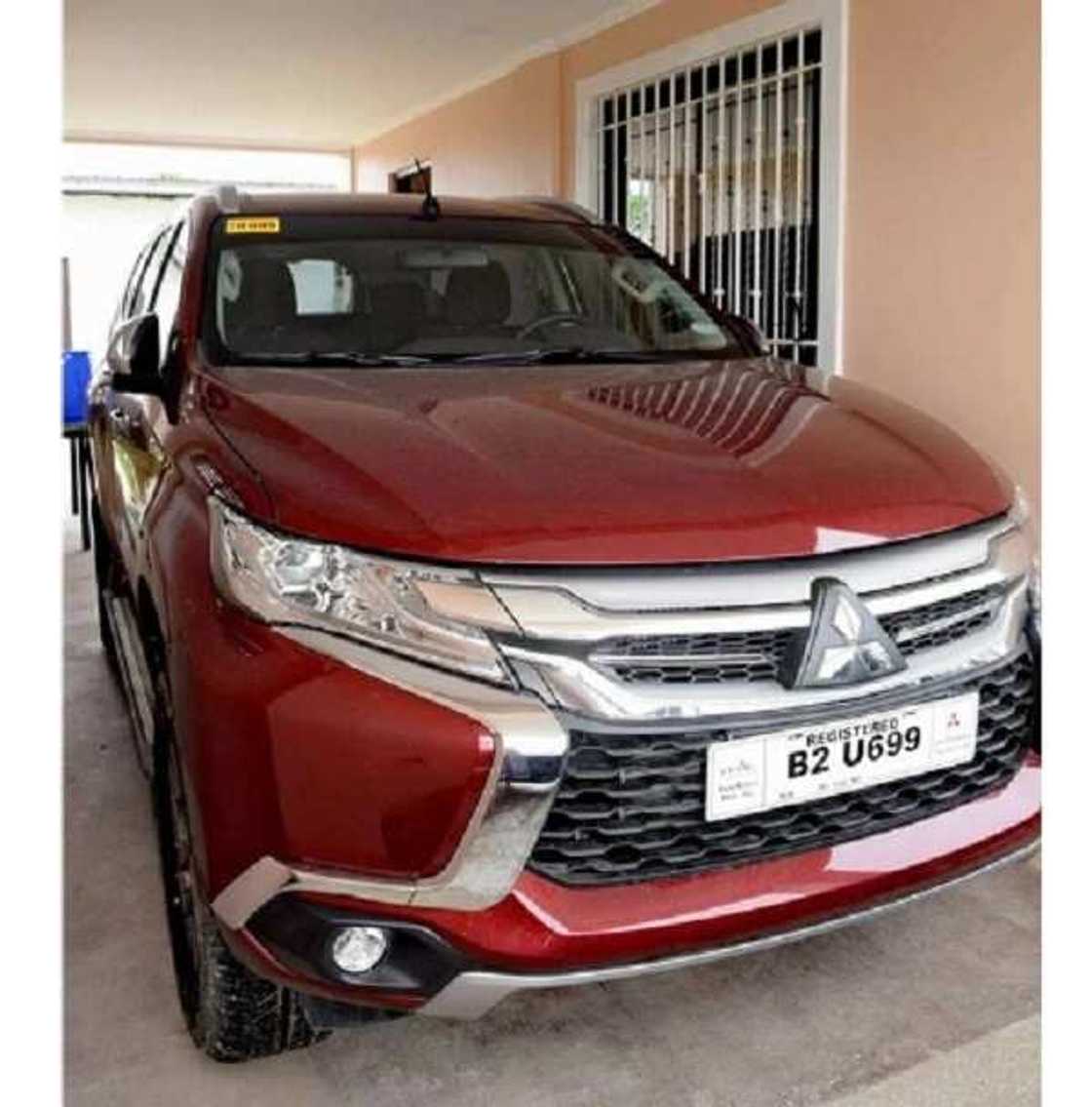 Hanep sa diskarte! Online Seller, nakapagpundar na ng bahay at mga sasakyan sa loob lang ng 5 taon Hanep sa diskarte! Online Seller, nakapagpundar na ng bahay at mga sasakyan sa loob lang ng 5 taon