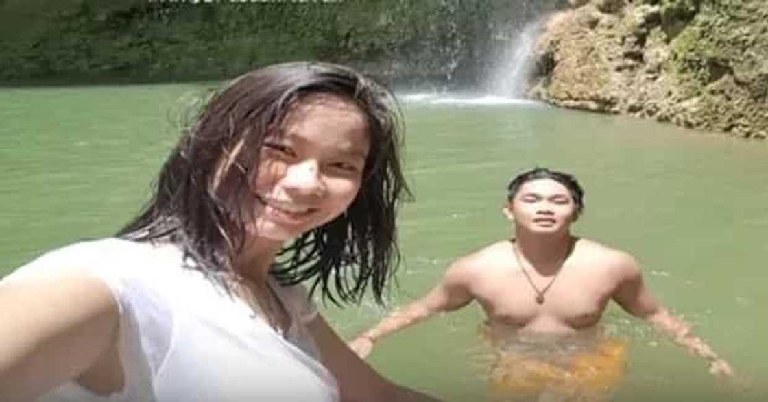 Boyfriend brings girlfriend's pictures to Thailand even after she died Boyfriend brings girlfriend's pictures to Thailand even after she died