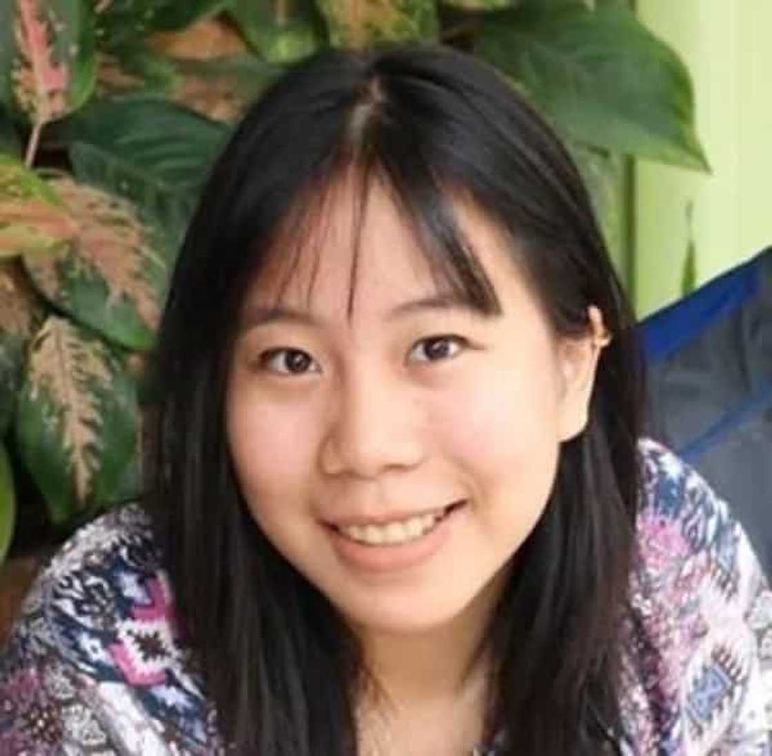 20-year-old Pinay wins world public speaking competition, besting reps from other countries 20-year-old Pinay wins world public speaking competition, besting reps from other countries