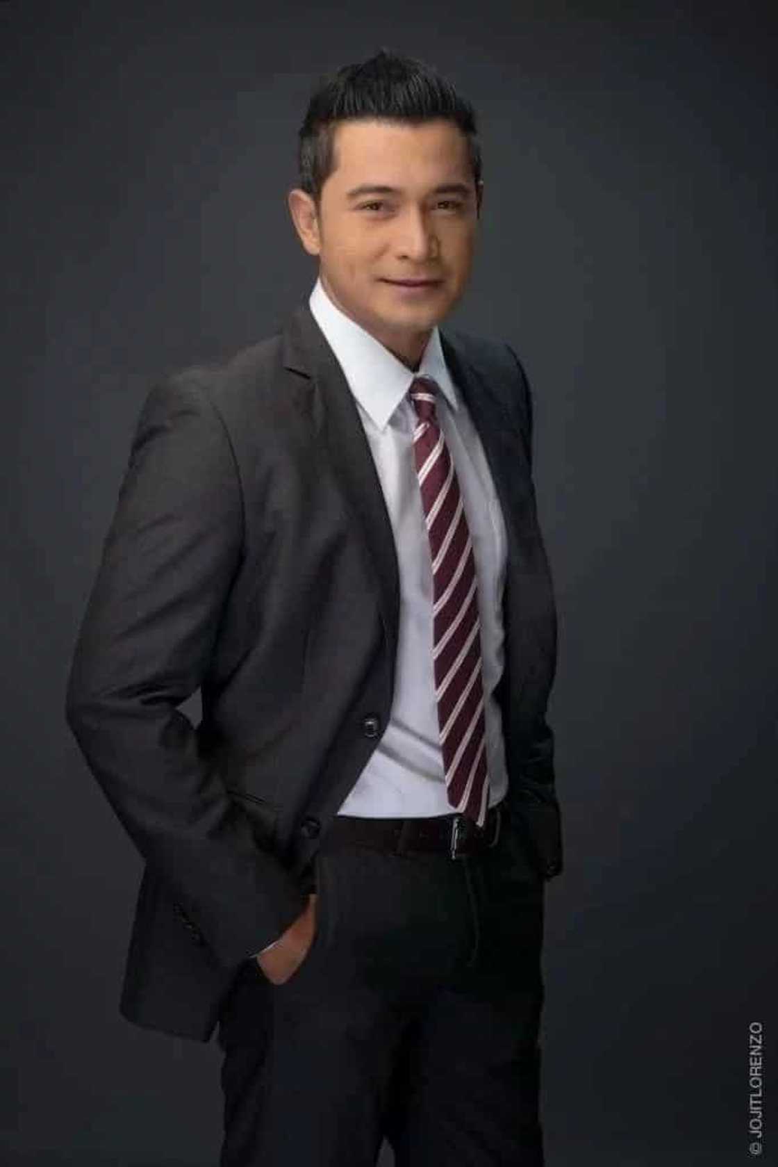 Popular matinee idols of yesterday joining the world of politics. Top 5 - all time best Philippine actors who are rubbing elbows with politicians. Popular matinee idols of yesterday joining the world of politics. Top 5 - all time best Philippine actors who are rubbing elbows with politicians.
