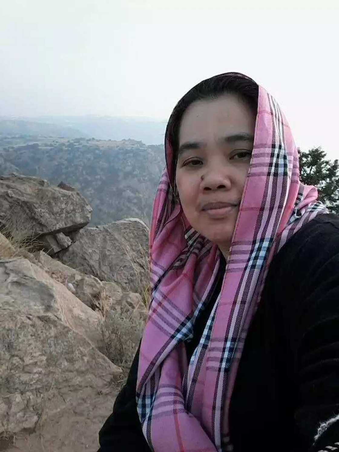 Buhay OFW, Mabuhay ang bagong Bayaning Filipino: This OFW inspired us with her life story as an Overseas Worker Buhay OFW, Mabuhay ang bagong Bayaning Filipino: This OFW inspired us with her life story as an Overseas Worker