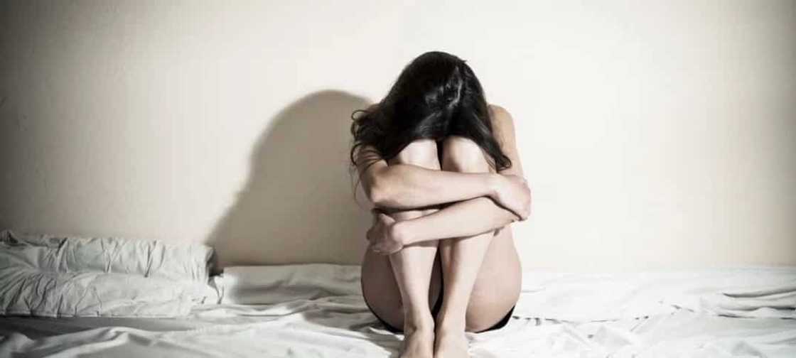 Teenage-mother-two-sorrowful-guilt-filled-love Teenage-mother-two-sorrowful-guilt-filled-love