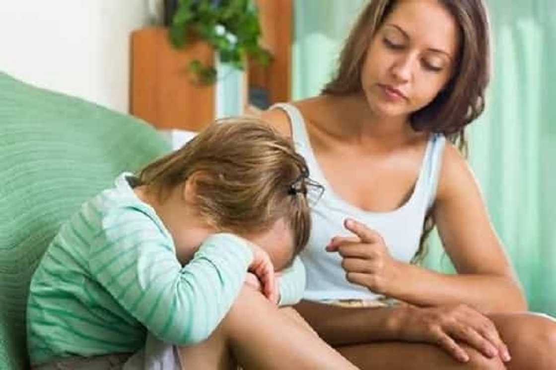 Masyado na bang makulit ang iyong chikiting? Here are some ways on how you can deal with getting angry at your child Masyado na bang makulit ang iyong chikiting? Here are some ways on how you can deal with getting angry at your child