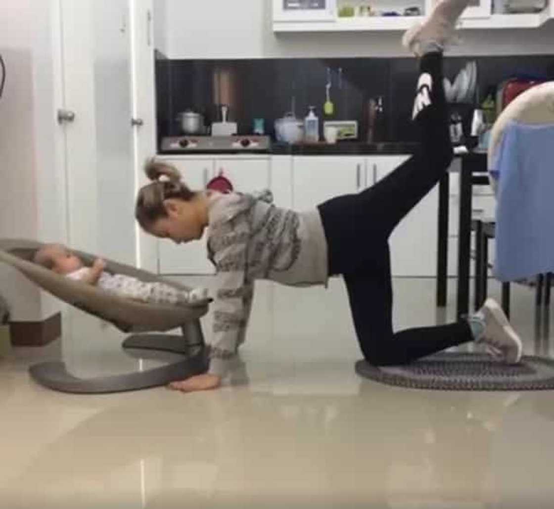 Inspiring mom works out with her baby to stay in shape Inspiring mom works out with her baby to stay in shape