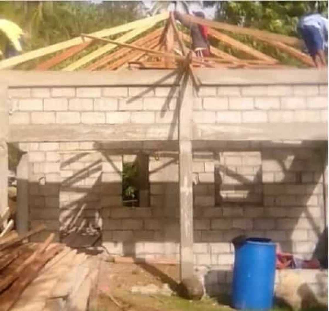 Kinalimutan ang love life! OFW, naiahon sa hirap ang mga magulang at 10 mga kapatid Kinalimutan ang love life! OFW, naiahon sa hirap ang mga magulang at 10 mga kapatid