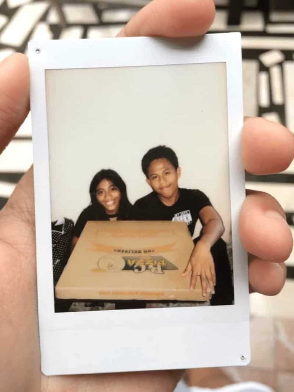 Paandar! High school student gives girlfriend a "thesis" of their relationship for 3rd anniversary Paandar! High school student gives girlfriend a "thesis" of their relationship for 3rd anniversary