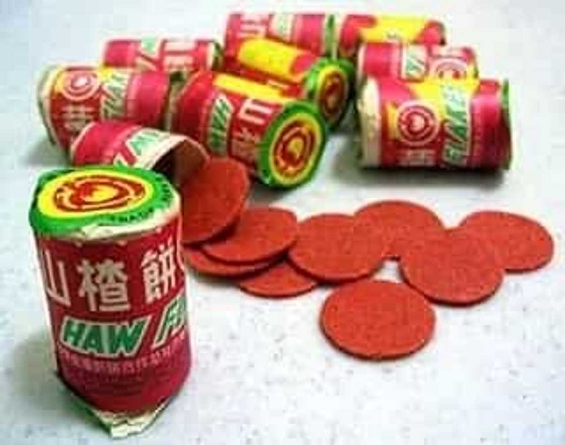 10 things 90s kids buy at sari-sari store for 1-peso 10 things 90s kids buy at sari-sari store for 1-peso