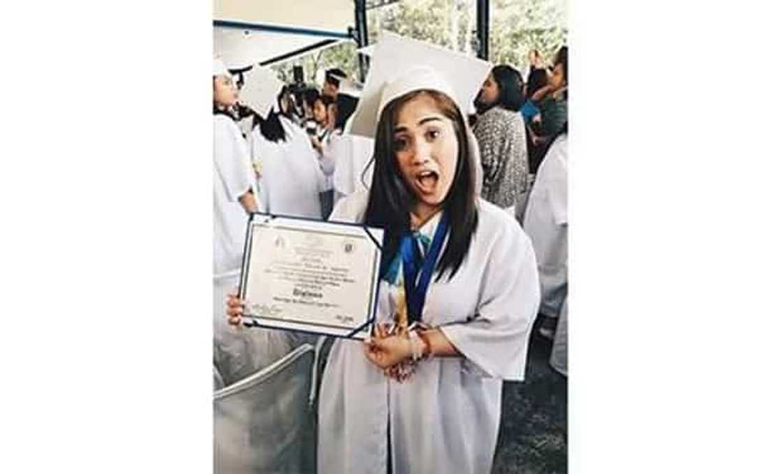 Ruby Rodriguez's daughter Toni Aquino is a real head-turner! Ruby Rodriguez's daughter Toni Aquino is a real head-turner!