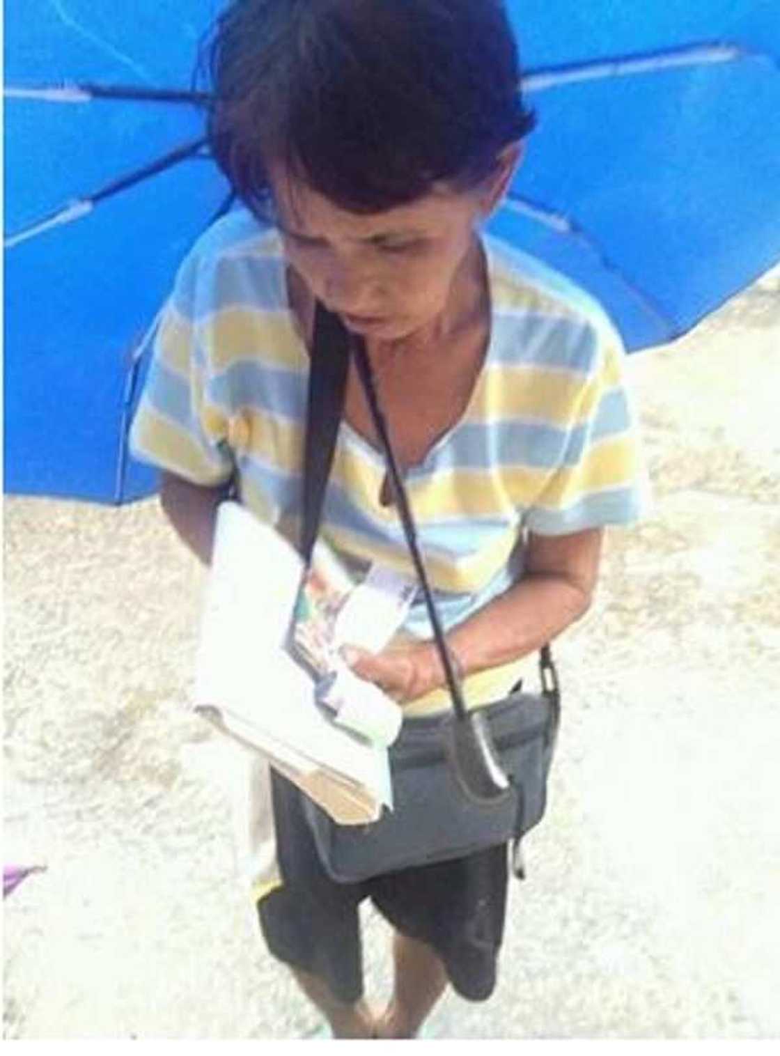 Netizen, humihingi ng tulong para sa matandang naghahanapbuhay pa para sa mga apo Netizen, humihingi ng tulong para sa matandang naghahanapbuhay pa para sa mga apo