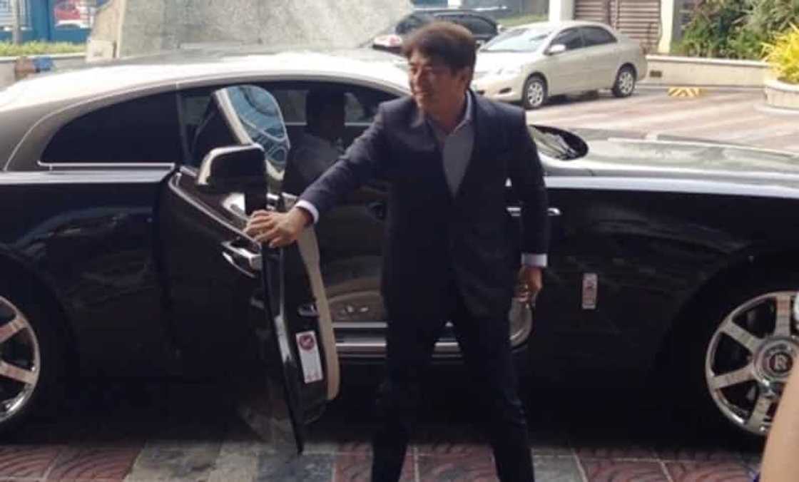 Gara! 18 Mamahaling kotse ng mga celebs na wish mong i-drive o masakyan Gara! 18 Mamahaling kotse ng mga celebs na wish mong i-drive o masakyan