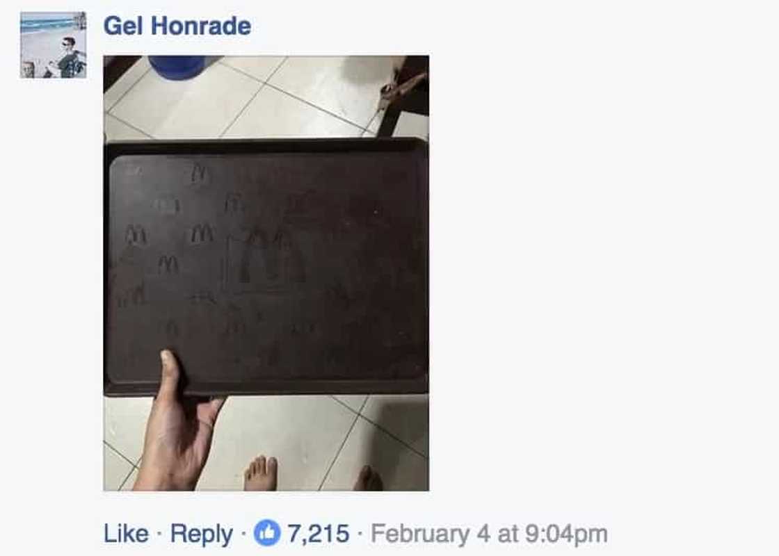 Netizen posts a collection of items that people got from fast food restaurants Netizen posts a collection of items that people got from fast food restaurants