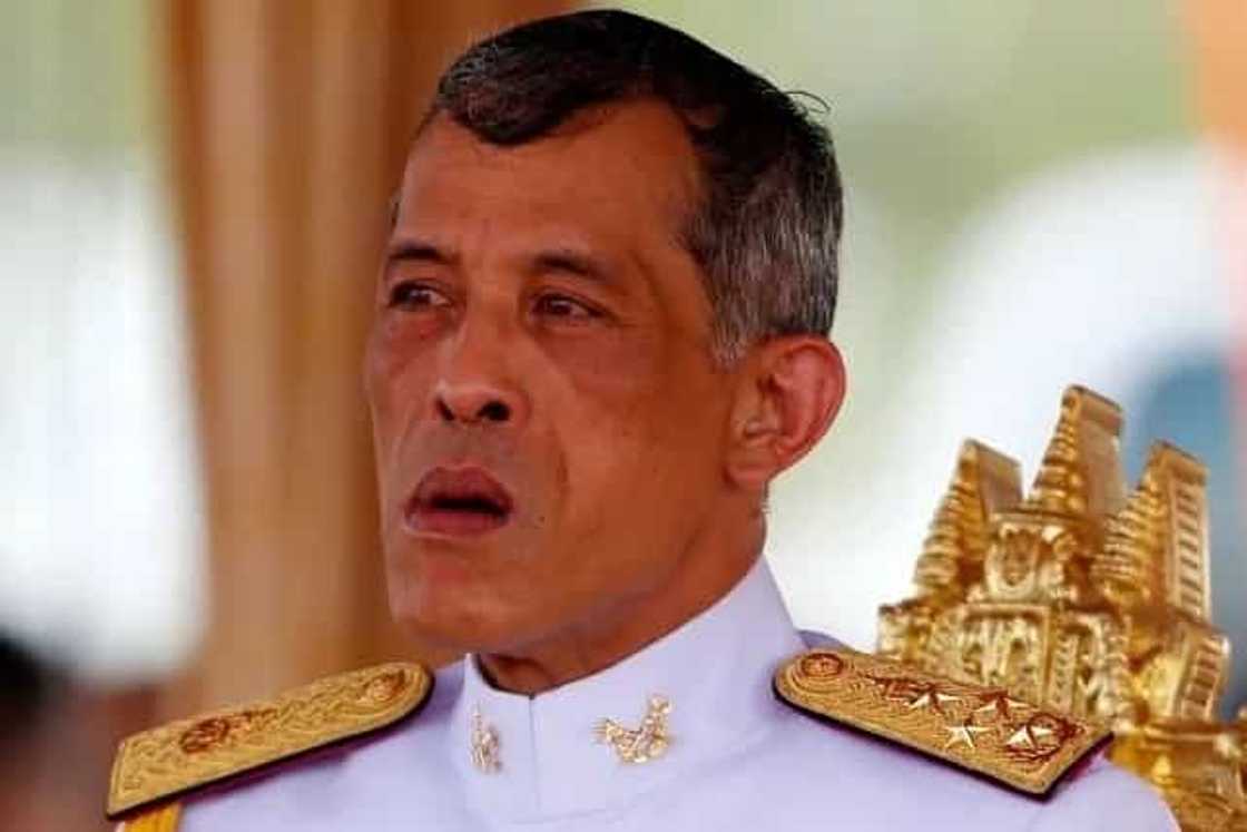 Thailand Welcomes Weird New King Who Likes Crop Tops And Tiny Dogs Thailand Welcomes Weird New King Who Likes Crop Tops And Tiny Dogs