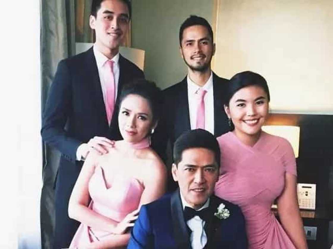 Lahat ng anak ni Bossing magkakasama! Heartwarming reunion of Vic Sotto and all of his children Lahat ng anak ni Bossing magkakasama! Heartwarming reunion of Vic Sotto and all of his children