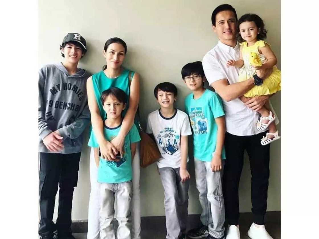 Photo via GMA Entertainment Photo via GMA Entertainment