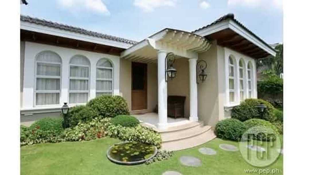Here are epic photos of John Lloyd Cruz’s house in Antipolo and Ellen’s condo unit in Malate Here are epic photos of John Lloyd Cruz’s house in Antipolo and Ellen’s condo unit in Malate