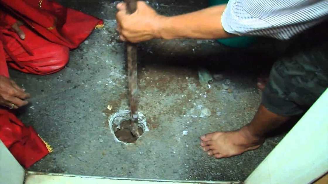 Totoo kaya? OFW na tumulong sa amo na mapabalik ang asawa, nawalan daw ng anak dahil sa kulam Totoo kaya? OFW na tumulong sa amo na mapabalik ang asawa, nawalan daw ng anak dahil sa kulam