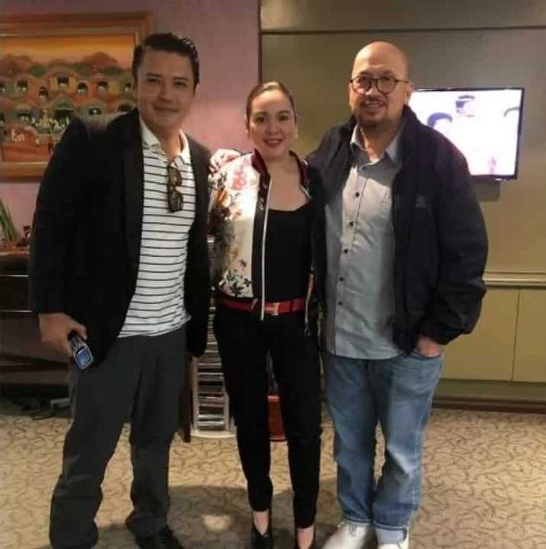 Magkaibigan pa din hanggang ngayon! 12 Celebrity ex-couples who managed to stay friends after the break-up Magkaibigan pa din hanggang ngayon! 12 Celebrity ex-couples who managed to stay friends after the break-up