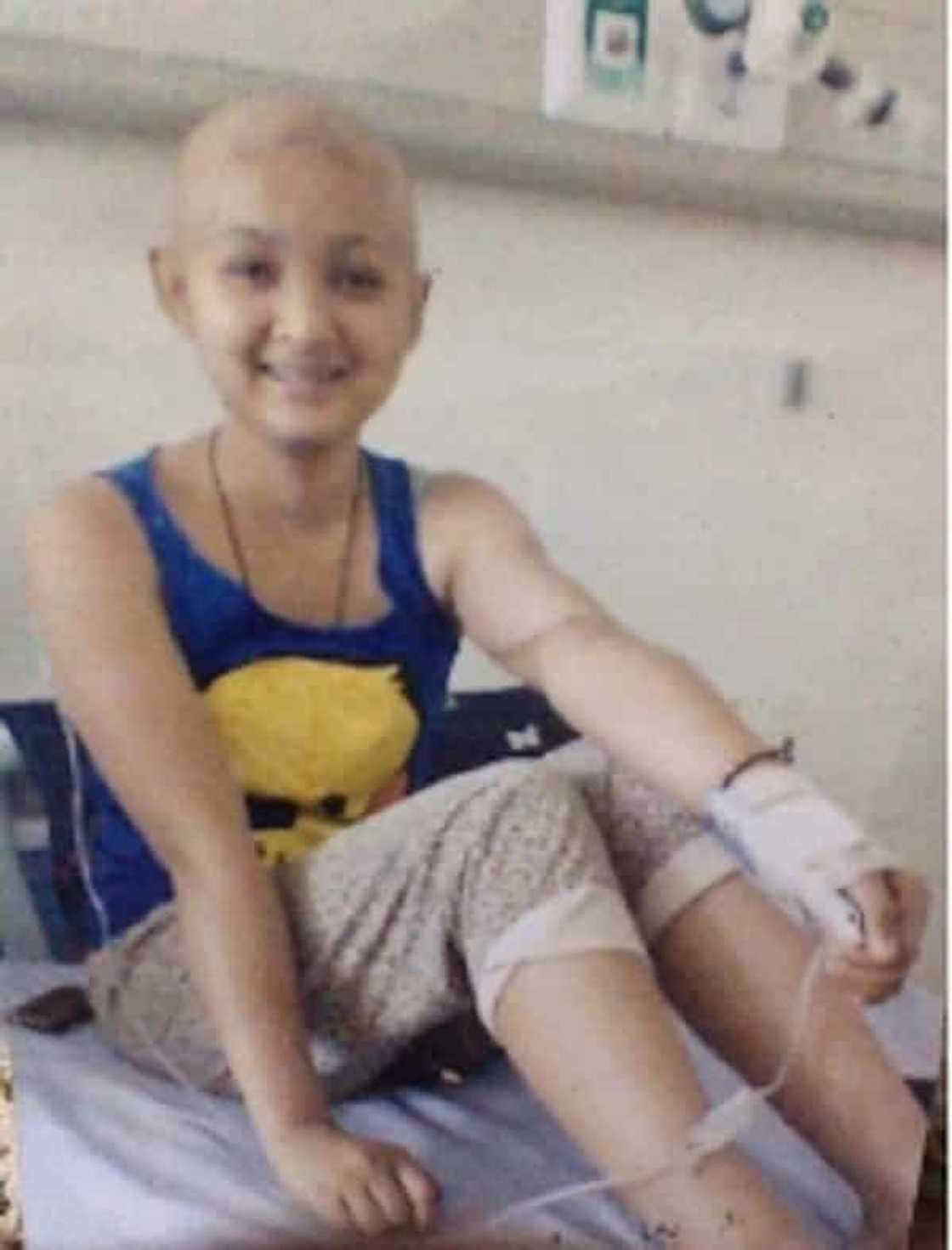 Teeange girl na naputulan ng kaliwang braso dahil sa cancer, kinakitaan parin ng positibong pananaw sa buhay Teeange girl na naputulan ng kaliwang braso dahil sa cancer, kinakitaan parin ng positibong pananaw sa buhay