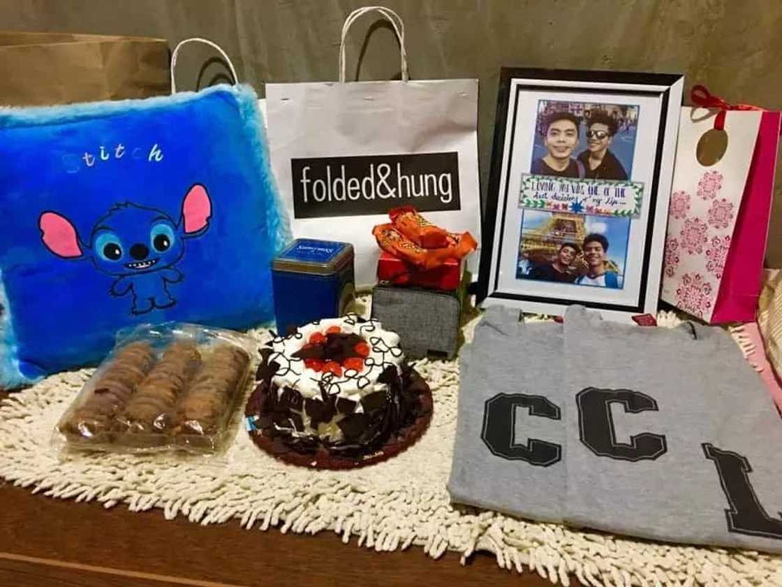 Pinoy couple breaks social media with sweet monthsary celebration Pinoy couple breaks social media with sweet monthsary celebration