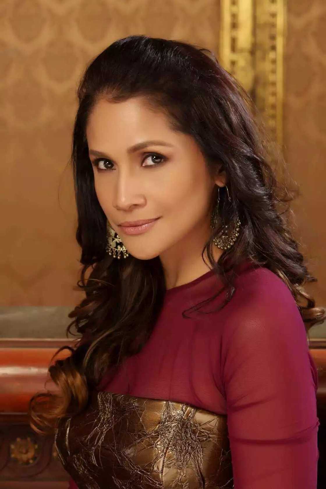agot-isidro agot-isidro