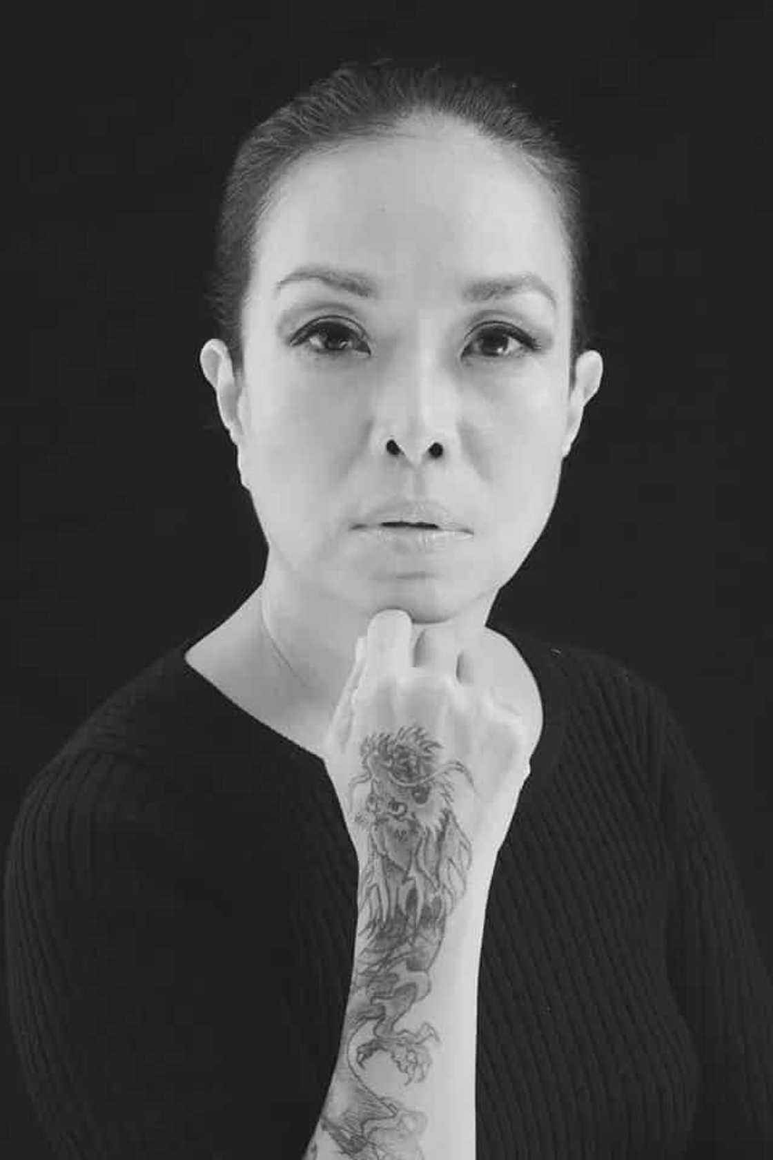 Walang naniwala! Netizens laugh off Marlene Aguilar's claim that current President Duterte is a reptoid alien Walang naniwala! Netizens laugh off Marlene Aguilar's claim that current President Duterte is a reptoid alien