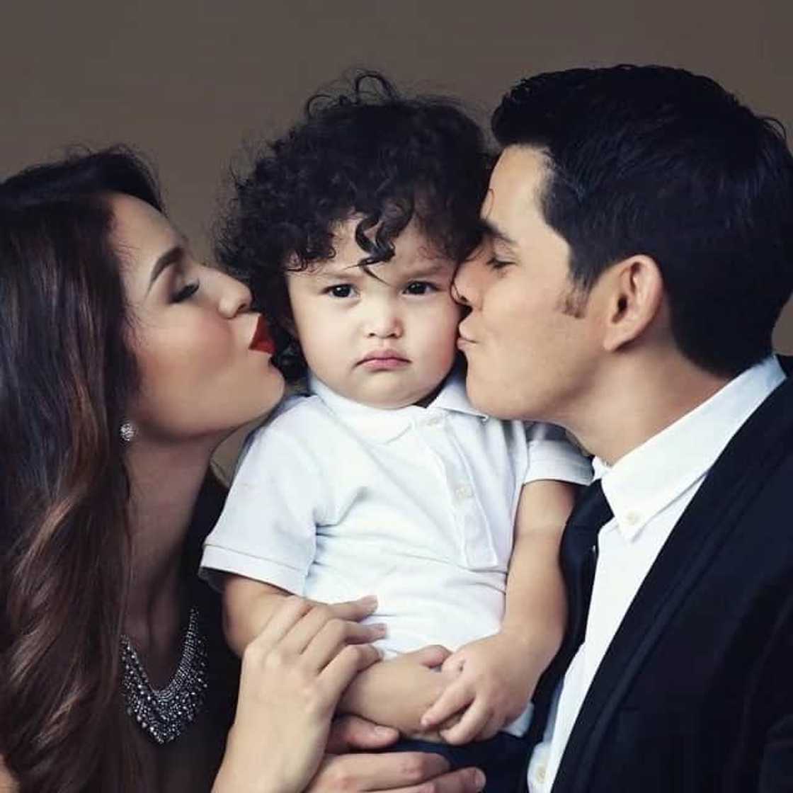 This is why Richard Gutierrez gave Sarah Lahbati a promise ring instead of an engagement ring! This is why Richard Gutierrez gave Sarah Lahbati a promise ring instead of an engagement ring!