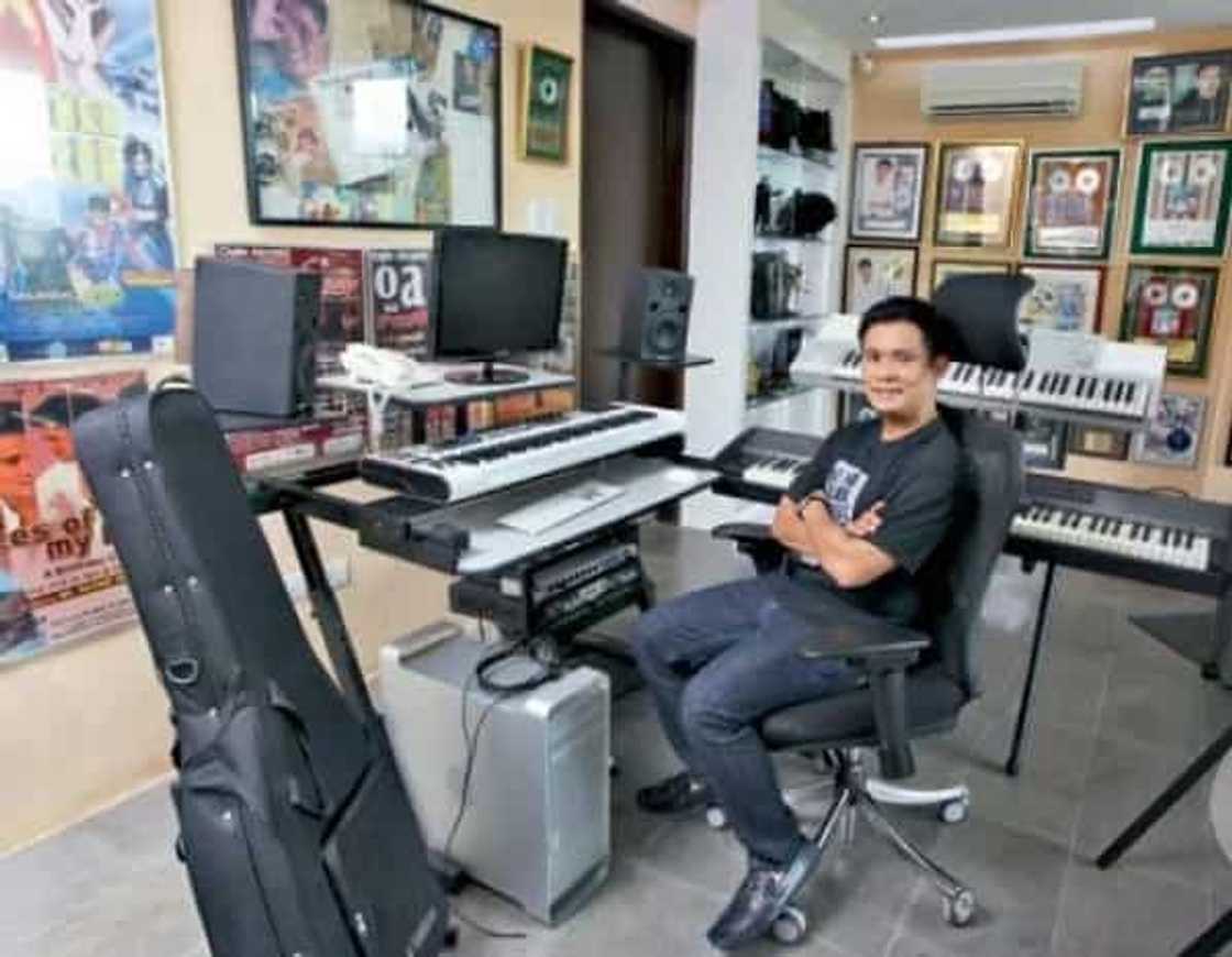 Regine Velasquez and Ogie Alcasid shares photos of their Quezon City home Regine Velasquez and Ogie Alcasid shares photos of their Quezon City home