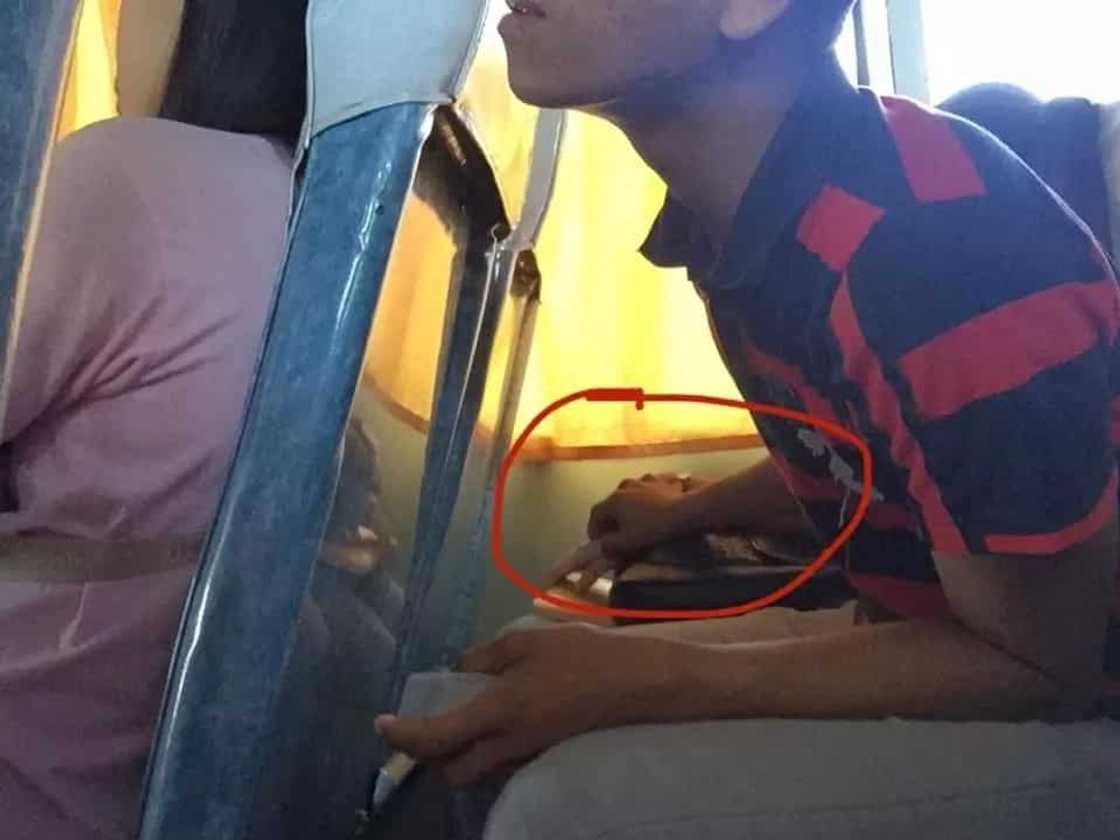 Netizen recalls horrible experience with pervert bus passenger Netizen recalls horrible experience with pervert bus passenger
