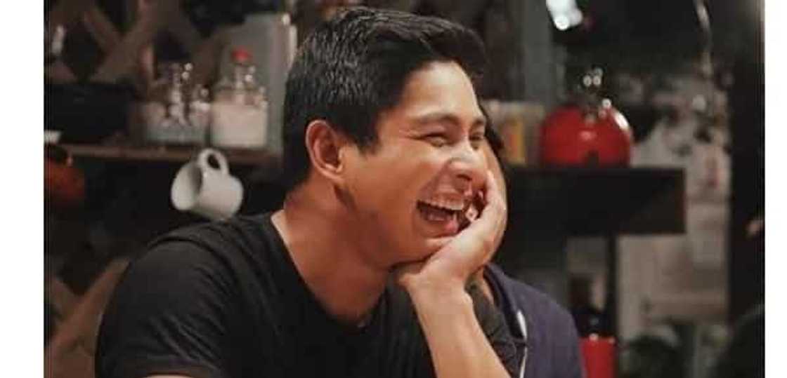 Coco Martin, kinabiliban sa kanyang pagiging hands-on sa pagpromote ng kanyang produkto Coco Martin, kinabiliban sa kanyang pagiging hands-on sa pagpromote ng kanyang produkto
