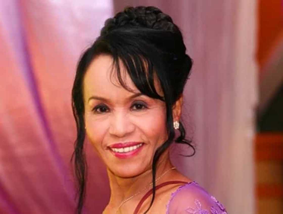 Mommy Dionisia at nobyong si Michael Yamson ready nang magpakasal Mommy Dionisia at nobyong si Michael Yamson ready nang magpakasal