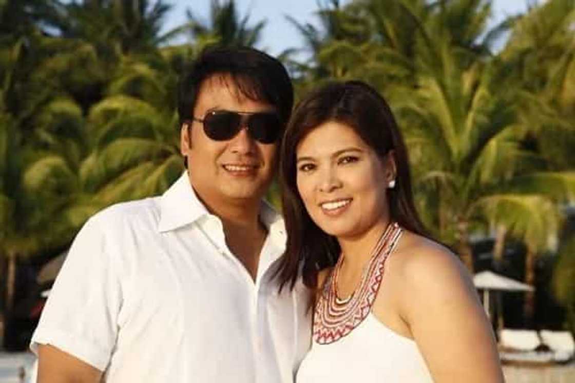 Coco Martin has huge 'utang na loob' towards Sen. Bong Revilla and family Coco Martin has huge 'utang na loob' towards Sen. Bong Revilla and family