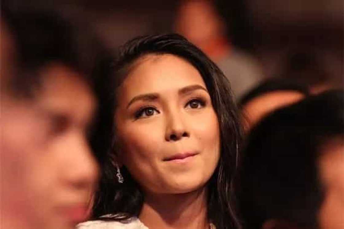 Kathryn Bernardo gets jealous with girls who flirt with Daniel Kathryn Bernardo gets jealous with girls who flirt with Daniel