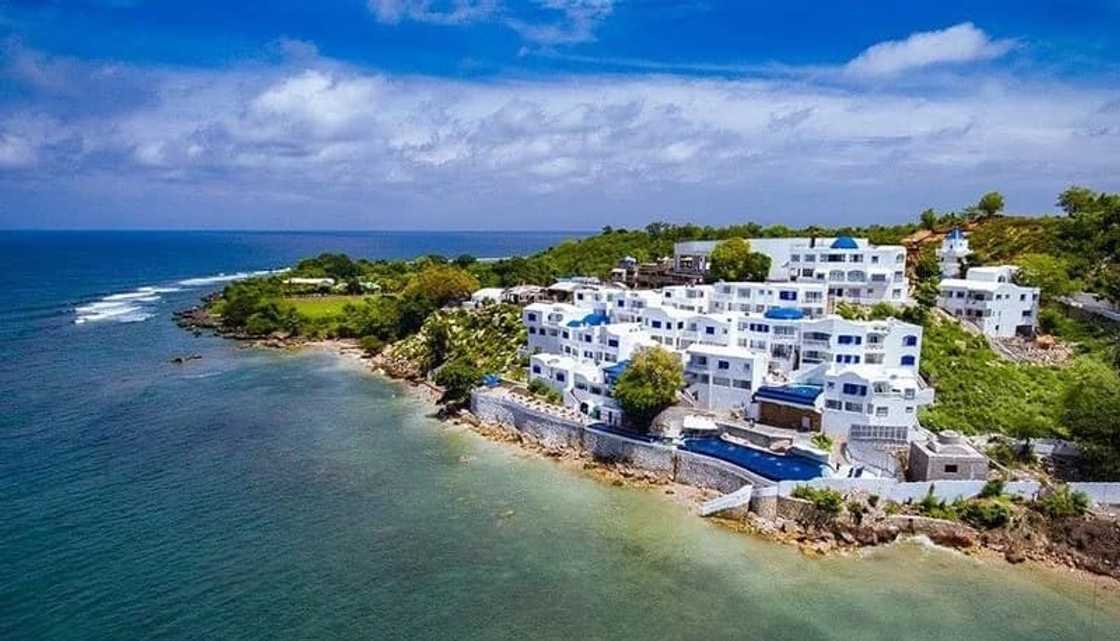 Level up to the max na si Coco Martin kung bibili siya ng P250M worth property sa Balesin Island