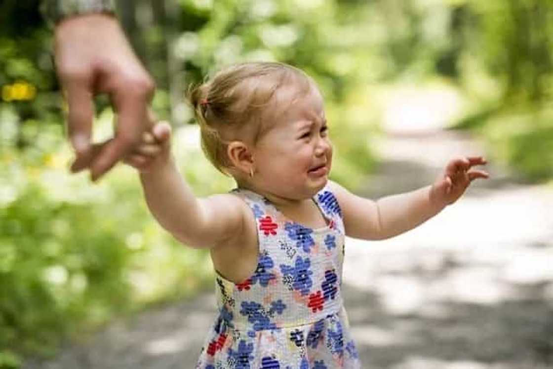 Masyado na bang makulit ang iyong chikiting? Here are some ways on how you can deal with getting angry at your child Masyado na bang makulit ang iyong chikiting? Here are some ways on how you can deal with getting angry at your child