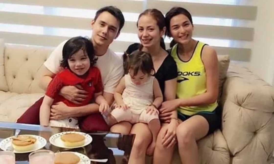 Magkaibigan pa din hanggang ngayon! 12 Celebrity ex-couples who managed to stay friends after the break-up Magkaibigan pa din hanggang ngayon! 12 Celebrity ex-couples who managed to stay friends after the break-up
