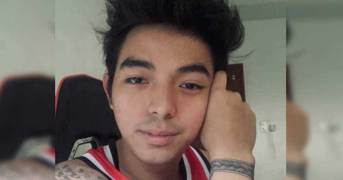 Jayzam Manabat, prangkang sinagot ang tanong kung nagkabalikan na sila ni Camille Trinidad Jayzam Manabat, prangkang sinagot ang tanong kung nagkabalikan na sila ni Camille Trinidad