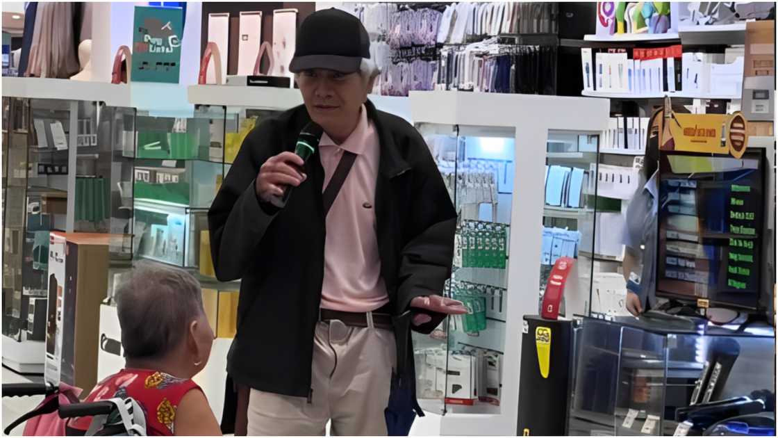 Lolo, umantig sa puso ng marami dahil sa handog na awitin sa kanyang misis Lolo, umantig sa puso ng marami dahil sa handog na awitin sa kanyang misis