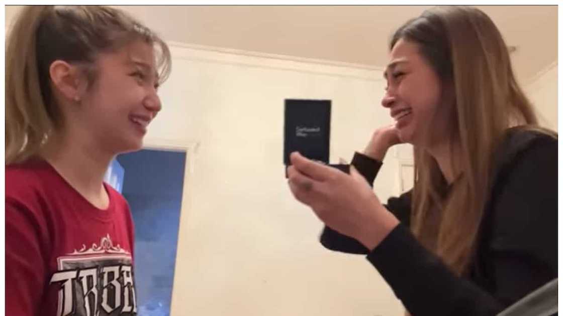 Singsing sa viral post ni Zeinab, galing umano kay Donnalyn Bartolome Singsing sa viral post ni Zeinab, galing umano kay Donnalyn Bartolome