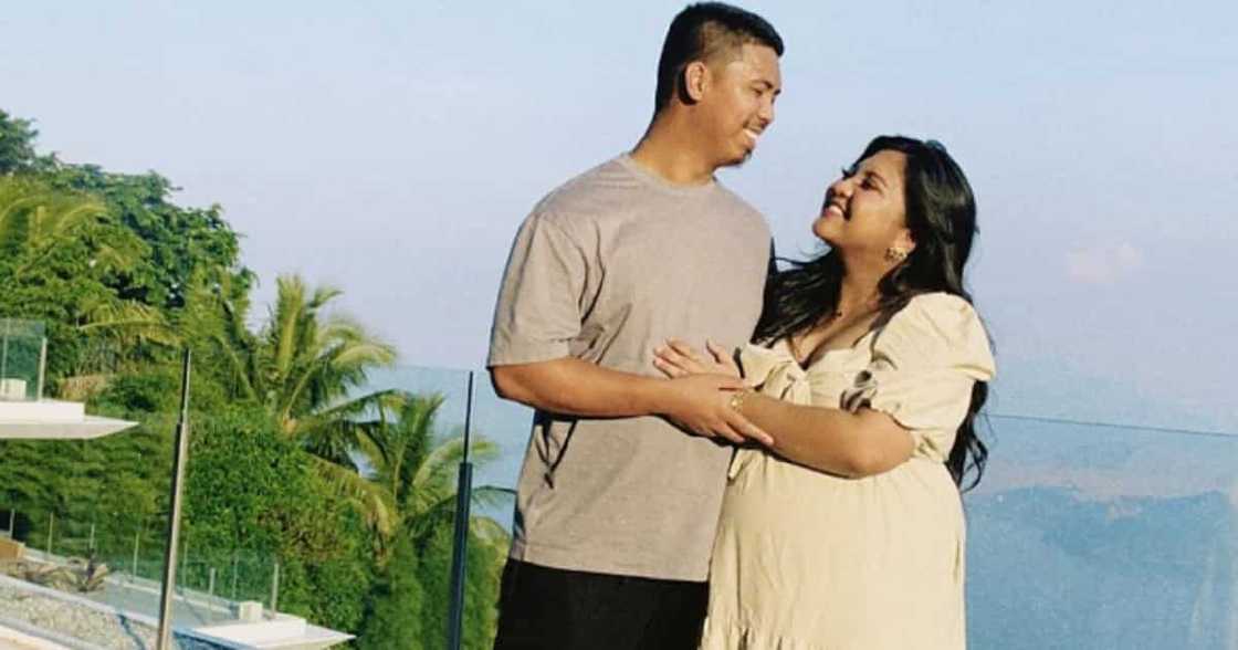 Cong Velasquez at Viy Cortez, engaged na; proposal video, viral sa social media Cong Velasquez at Viy Cortez, engaged na; proposal video, viral sa social media