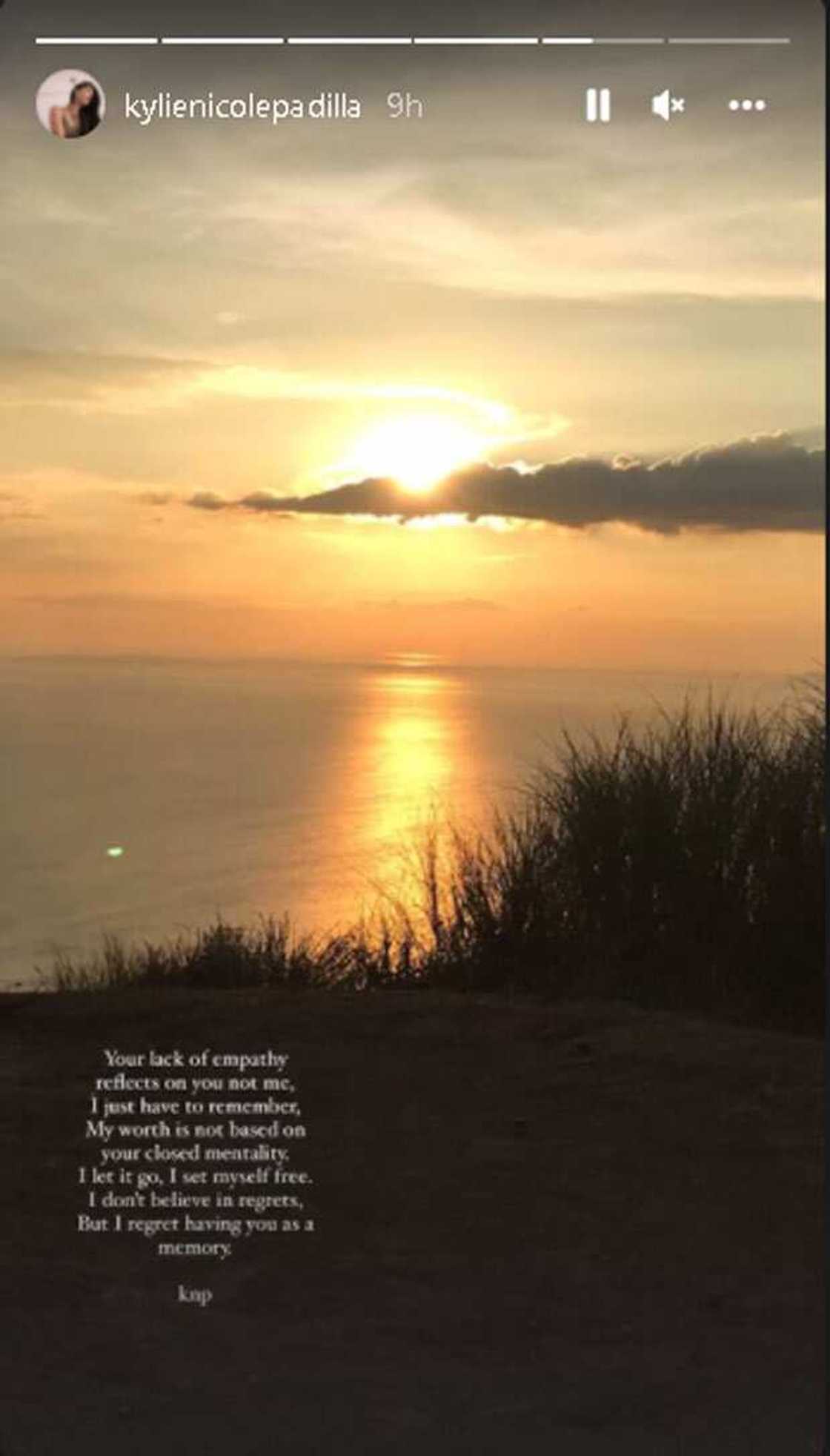 Kylie Padilla may bagong cryptic na hugot sa socmed: "I regret having you as a memory" Kylie Padilla may bagong cryptic na hugot sa socmed: "I regret having you as a memory"