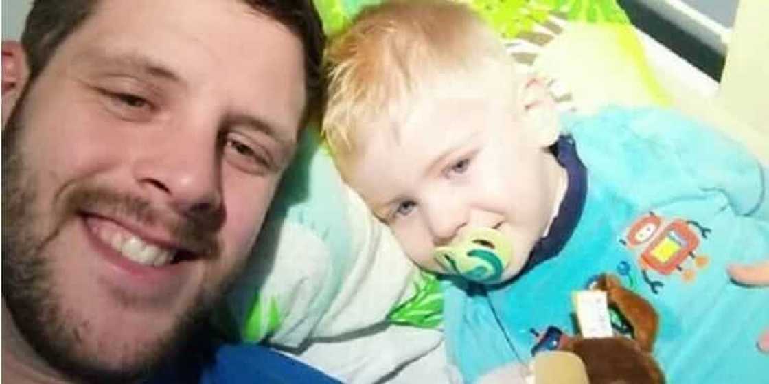 Brain tumor ng isang 3-anyos, na-detect dahil sa 'di pantay na ngiti Brain tumor ng isang 3-anyos, na-detect dahil sa 'di pantay na ngiti