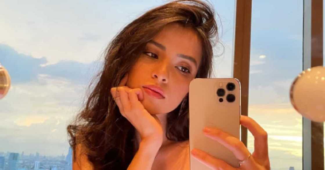 Kelley Day, itinanggi ang paratang ng netizen na nanigaw siya ng janitress Kelley Day, itinanggi ang paratang ng netizen na nanigaw siya ng janitress