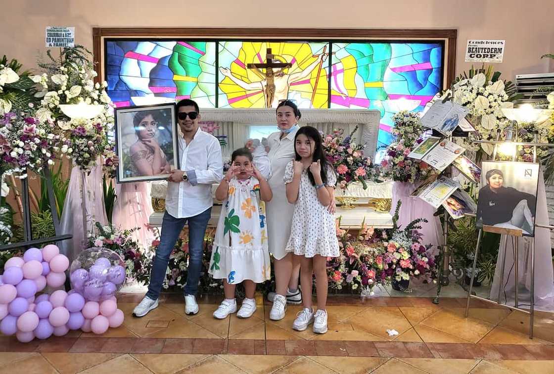 Mickey Ablan, ginunita ang isang buwan na pagkawala ni Yzabel at unang buwan ng bunsong anak Mickey Ablan, ginunita ang isang buwan na pagkawala ni Yzabel at unang buwan ng bunsong anak