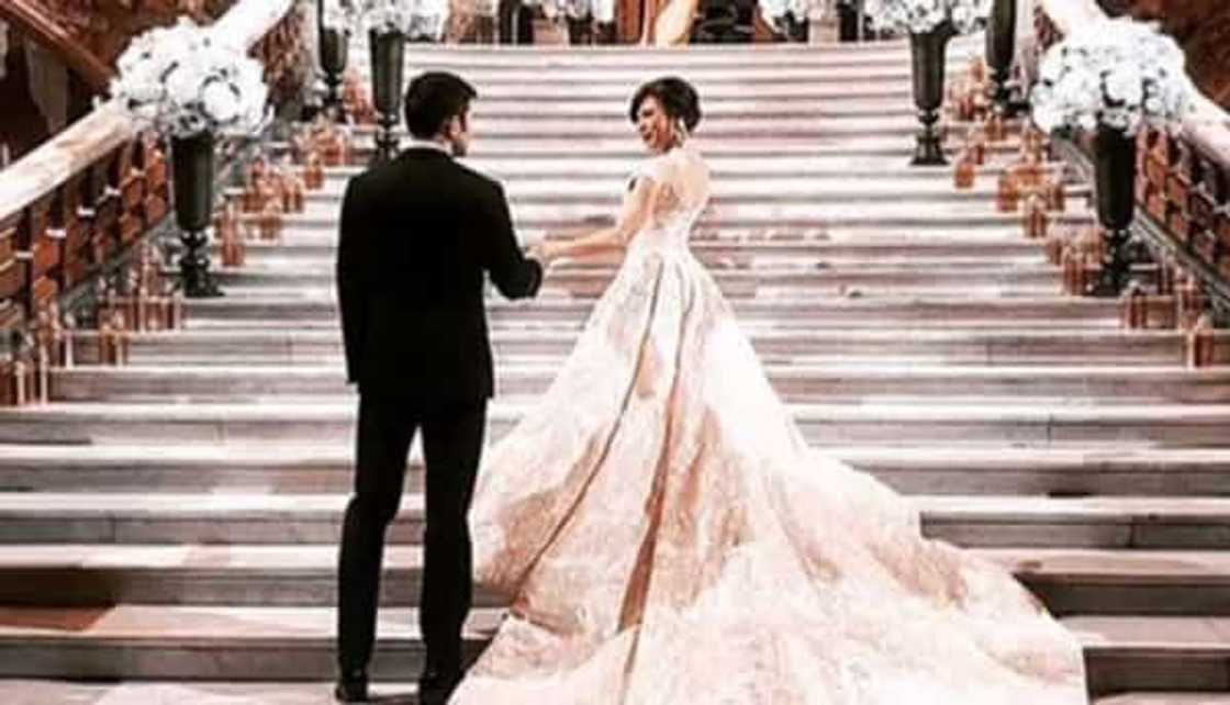 Tunay na mga kabogera! Most expensive wedding gowns worn by 'yayamanin' celebs in PH history Tunay na mga kabogera! Most expensive wedding gowns worn by 'yayamanin' celebs in PH history
