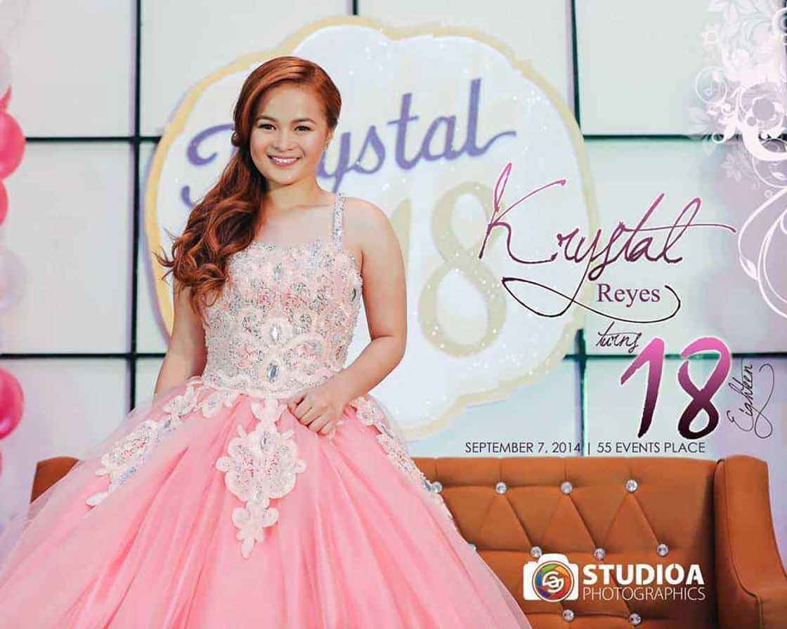 Stylish celebrity debutantes and their breathtaking gowns Stylish celebrity debutantes and their breathtaking gowns